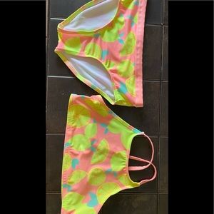 Cute girls justice bathing suit. 2 piece lemon print.